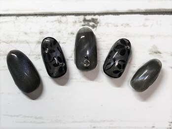 ニューヨークスタイル ビジュー(NY STYLE 美 自由)/キャッツアイ 黒フラワー¥10,230