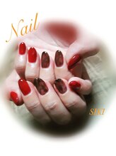 シキ(SIKI)/ボルドー×べっ甲ネイル