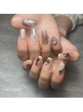 エレノア(ELENORE)/