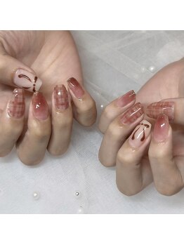 アール(ar.)/リボン × チェックネイル