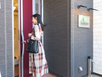 耳つぼアンドスリムケア イヤローブ(Earlobe)/ご来店