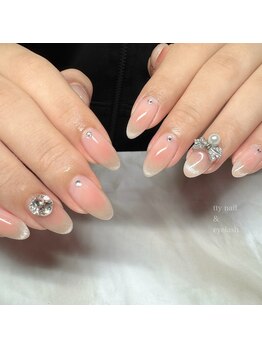 ティーネイルアンドアイラッシュ(tty)/チーク×マグ×フレンチ