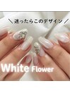ホワイト×ストーンフラワー
