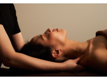 スイスパ(翠SUI SPA)/首肩デコルテ付☆小顔矯正コルギ