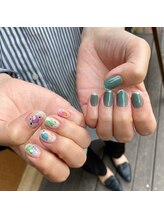 ネイルアルケー(Nail ARCHE)/水彩×変形フレンチ