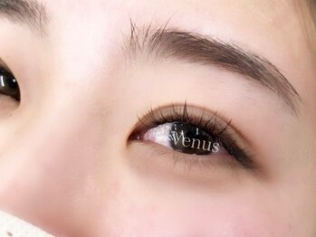 サロン ド ヴィーナス(Salon De Venus)/新ラッシュリフト