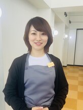 カラダセラピー アイズアンドジュエリーネイル(eye’s&Jewelry Nail) ネイリスト 山本