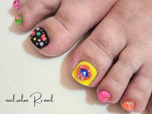 ネイル サロン アールズ ネイル(R's nail)の雰囲気（【フットネイル】個性派デザイン！オリジナルパーツ作成できます）