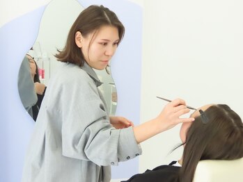 ミスキー 荻窪西口店(misky)/眉はこだわりの椅子で