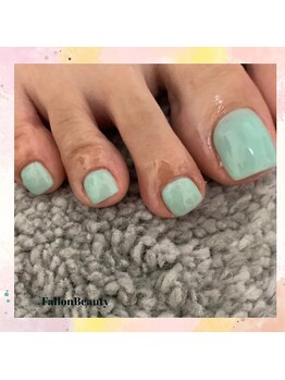 アイ アンド ネイル(Eye＆Nail Day)の写真/フットネイルの季節到来！ワンカラーから定額デザインまで、足元からおしゃれを楽しむ大人女子へ♪