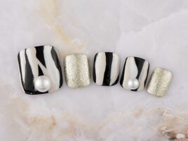 大人上品ネイル