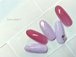 桜の花びらのような特殊ジェル