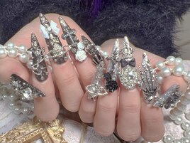 ワンホン地雷ネイル/新宿三丁目