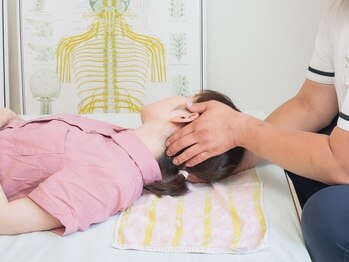 カイロプラクティック施術院 きむらの写真/つらい首肩こりもスッキリ軽く♪顔まで歪むその前に！オーダーメイドの施術で全身の歪みを整えて根本改善◎
