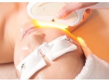 ビューティー サロン アイビー(Ivy)/美肌光フェイシャル