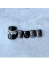 フットネイル　華やかデザイン