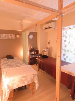 足もみサロン ループ(LOOP)/ベッド2脚完備