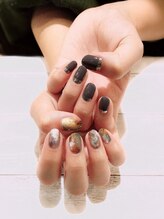 ネイルアルケー(Nail ARCHE)/メタリック×もやもやアシメ