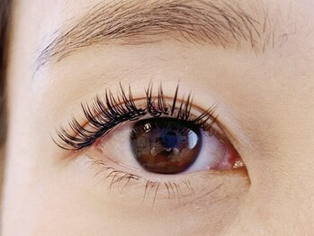 エオン(eon)の写真/【モチの良さに自信あり◎】ダブル/メガフラットラッシュ認定サロン☆丁寧な施術×高技術で理想のお目元に!