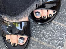 フォルクネイル(:volk nail)の雰囲気（フットジェルで、マニキュアにはないツヤ感を。）