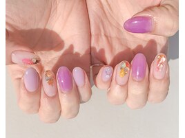 キラキラシェルネイル　太田