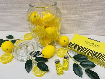 エステティックティアリィ サンマルシェ高蔵寺店(TiARY)の写真/【ついにレモンボトル導入◎】小顔に憧れる方必見！すっきりとした横顔美人を目指しませんか？