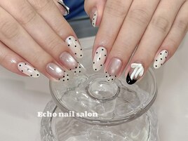 ガーリードットネイル