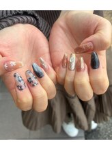 トータルサロン 白べぇーっ プラス/☆アシメネイル☆