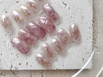 ネイルサロン エーナイン 大谷地キャポ店の写真/お客様の爪に合わせた丁寧な施術が好評♪シンプル~ニュアンス・トレンドまでこだわりのデザインをご用意◎