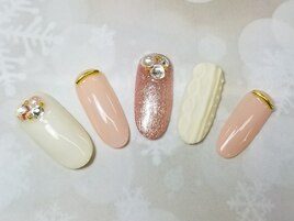 ニットネイル&ストーン