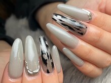 マーベラス ネイル デザイン(Marvelous Nail Design)/マグネットの輝きとヒョウ柄