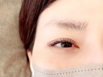 スタイルドアー(style door)の写真/高品質で軽く自然な付け心地♪【フラットラッシュ120本6600円～☆】大人上品なボリューム感が魅力♪