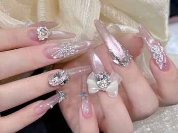 エルアンドワイ(L&Y)の写真/大人女性に人気の上品ネイル!トレンドを取り入れ洗練されたデザインで,美しい指先をご提案◎当日予約大歓迎