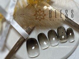 大人ガーリーネイル