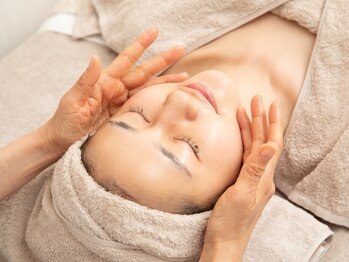 ナヴィータ アオバダイ(Navita AOBADAI)/2.エンビロン　マッサージ