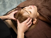 極上ヘッドリンパで頭皮スッキリ！更にリフトアップ効果も◎