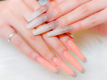 ルアナ(Luana.)/キラキラ×ストーンフレンチ