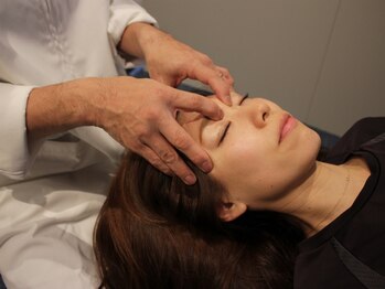 大阪カイロプラクティックセンター/【現代人の悩み】眼精疲労も解消