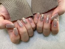 ネイルトム(nail tom.)