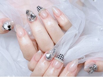 ナオミ 新宿店(Naomi)の写真/長さ出しワンカラー8900円～★持ち込みメニュー◎大切なイベントに向けて指先の印象を明るく華やかに♪