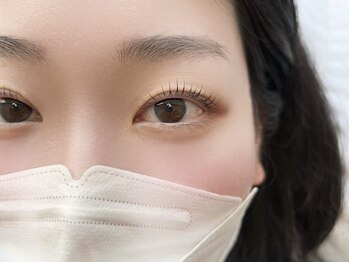 ミュリー(MuRIR)の写真/大人女子の憧れ！やりすぎ感なしの抜け感まつげで、ヘルシーな目元に♪ &nbsp;プロがしっかり見極めます！東銀座