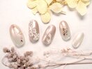 上品な手描き桜ネイル
