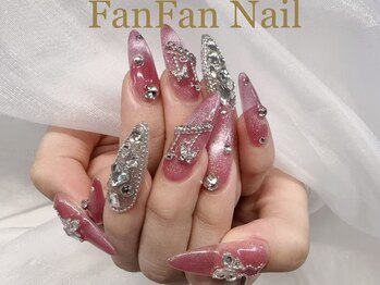 ファンファン 横浜(FanFan)の写真/《パーツ付け放題メニュー有》パーツの種類も豊富◎【長さ出し10本やり放題¥13990】お気軽にご相談を♪