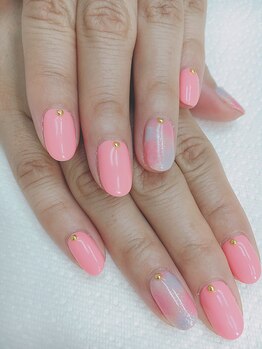 ネイルサロン ティアラリュクス 市川北口店(Tiara Luxe)/ふんわりネイル