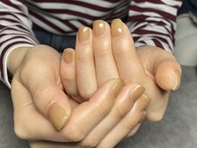 アモーレ プラス トゥエンティフォー(Amore +24)/フィルイン仕様のジェルネイル