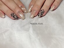 ホワイトネイル(WHITE NAIL)/ヒョウ柄/アニマル柄/持ち込み