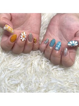 ぷっくりフラワーネイル