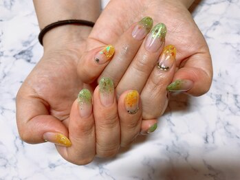 マリアンジュ(MariAnju)/ジェルネイル★春colorラメグラ