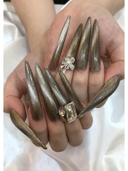 エスフィーネイルサロン ブリーユ(Esfy nailsalon Brille)/秋カラーマグネットロングネイル