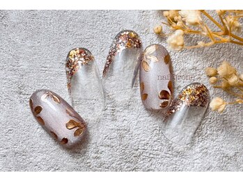 ネイルクローネ(nail crone)/ミラーフラワーネイル